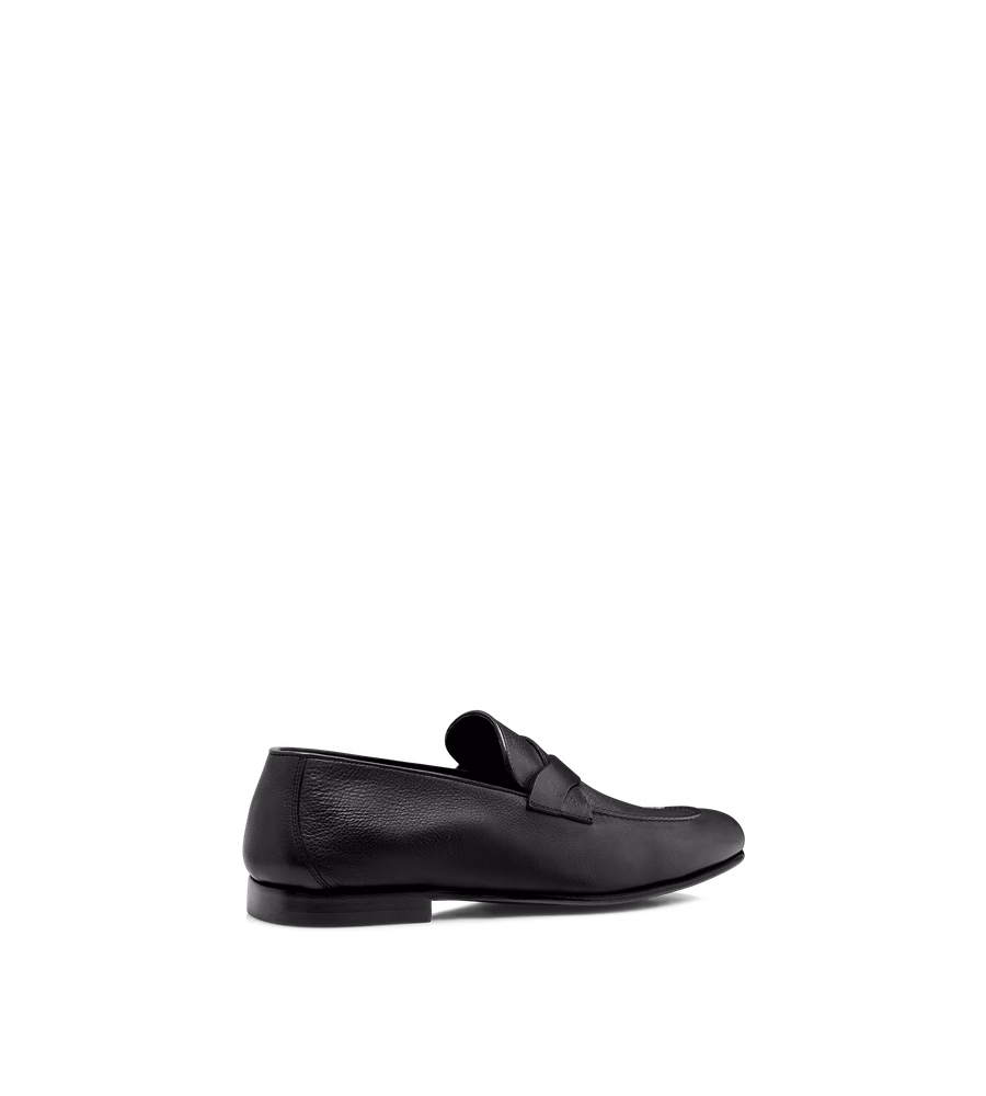SOFT SUPPLE LEATHER GIGI TWISTED BAND LOAFER
