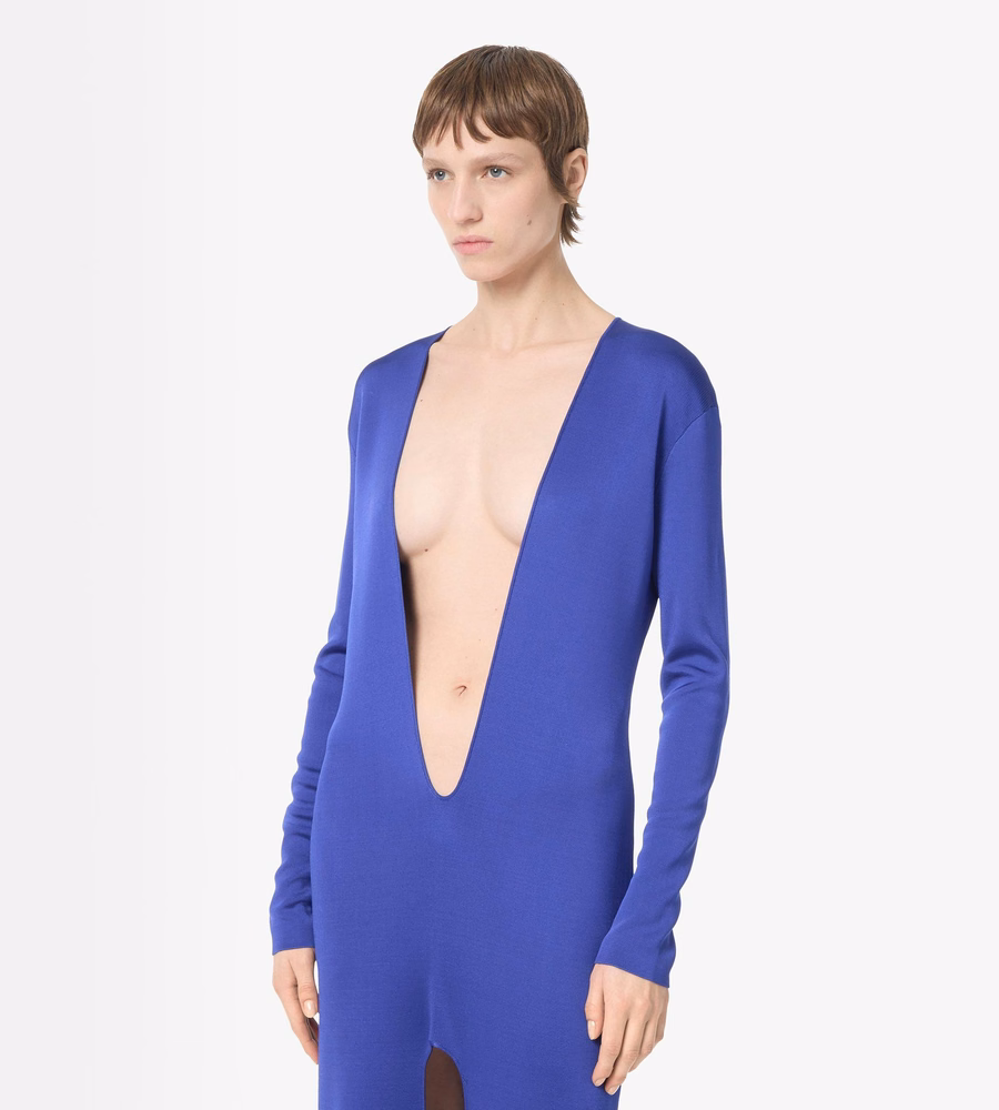 PLUNGE NECK FINE KNIT EVENING DRESS WITH HIGH FRONT