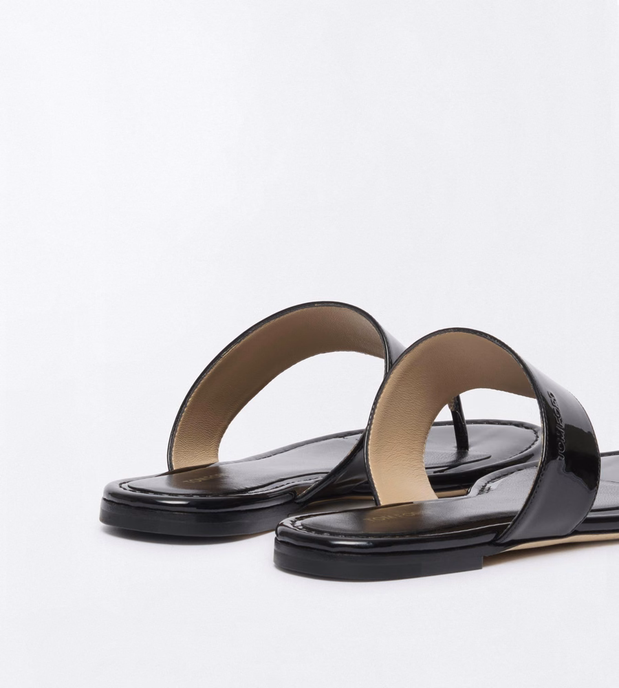 PATENT LEATHER LINA THONG SANDAL