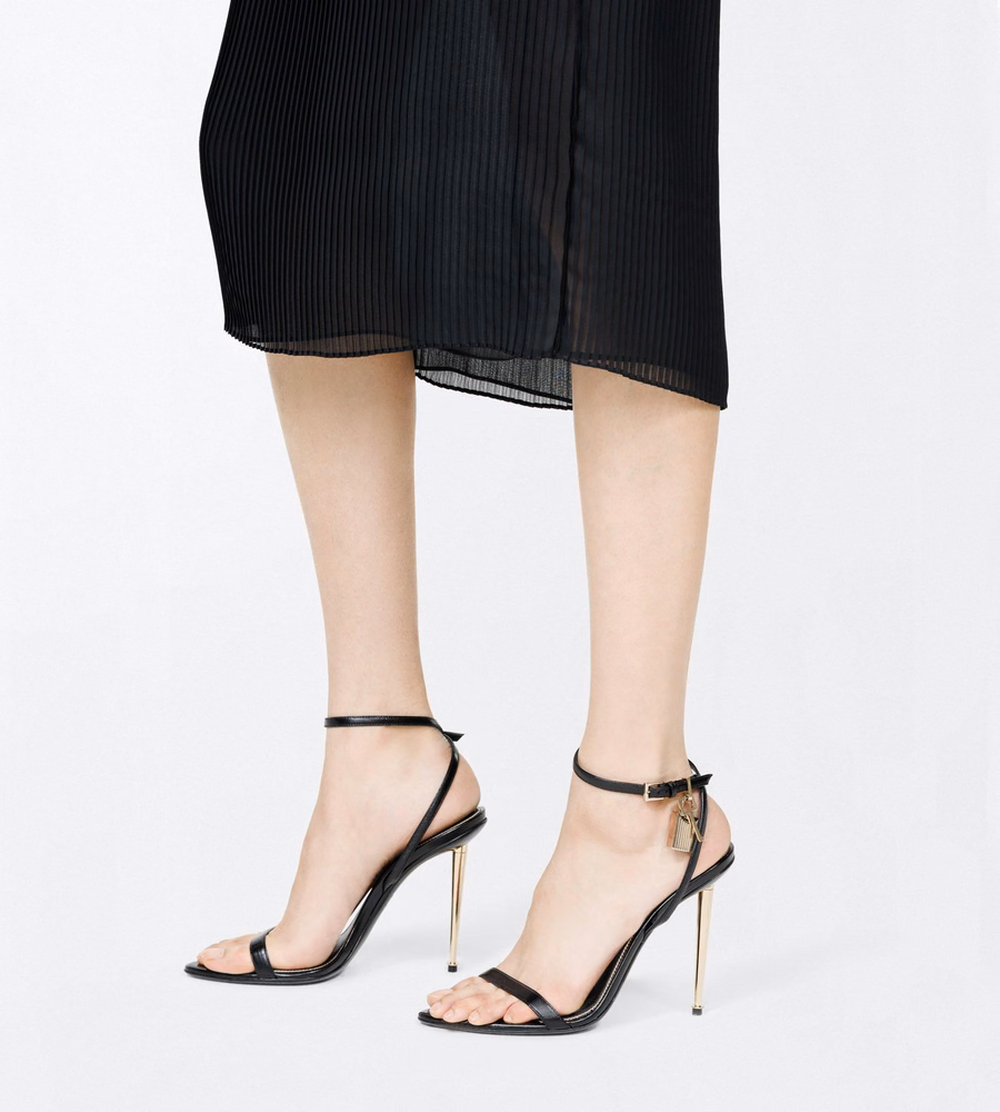 SHINY LEATHER PADLOCK POINTY NAKED SANDAL