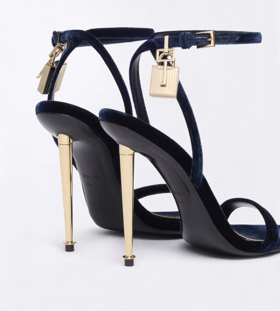 VELVET PADLOCK POINTY NAKED SANDAL