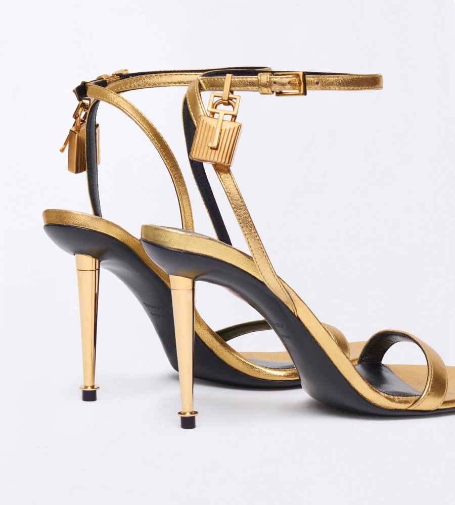 LAMINATED NAPPA LEATHER PADLOCK POINTY NAKED SANDAL 85MM